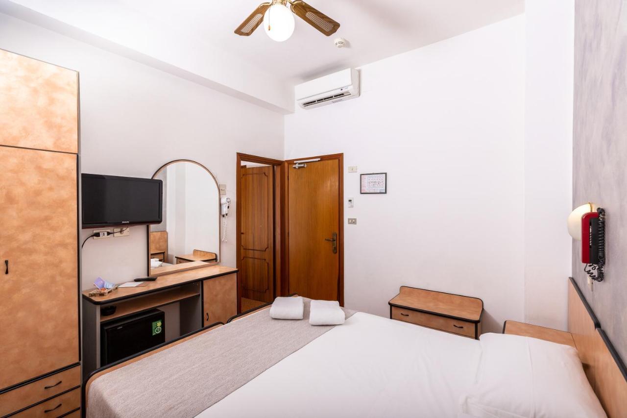 Hotel Albatros Rimini Dış mekan fotoğraf